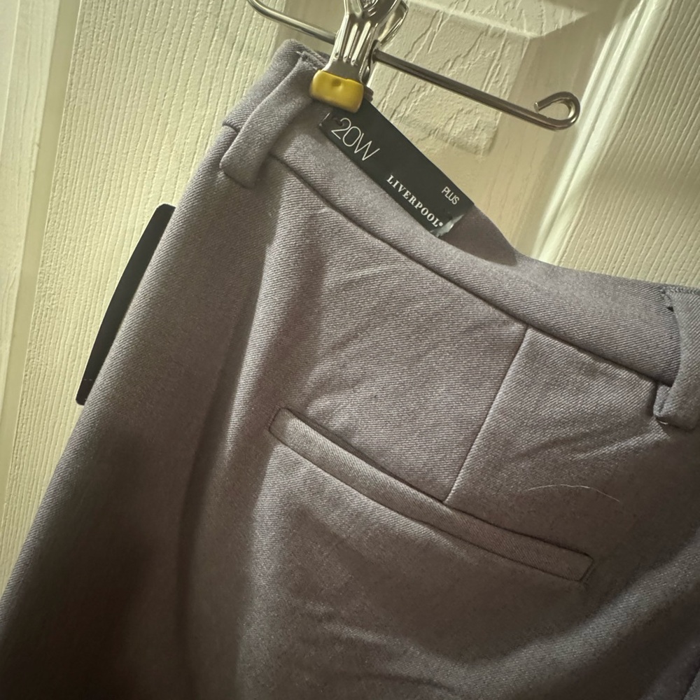 Liverpool Classic Gray Straight-leg Pants / Trousers